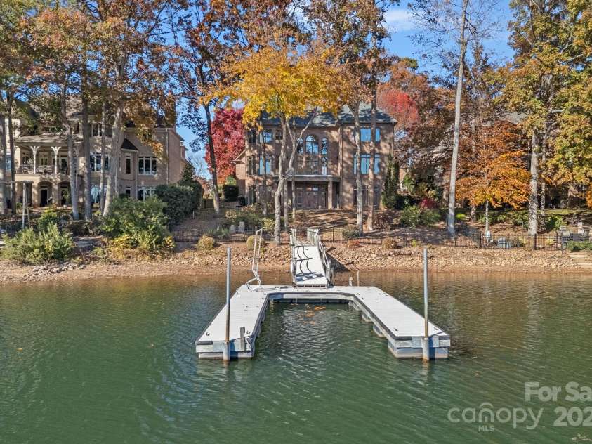 16624 Flying Jib Road, Cornelius, NC 28031.  MLS# CAR4320986, YatesRealty ID 15172. 