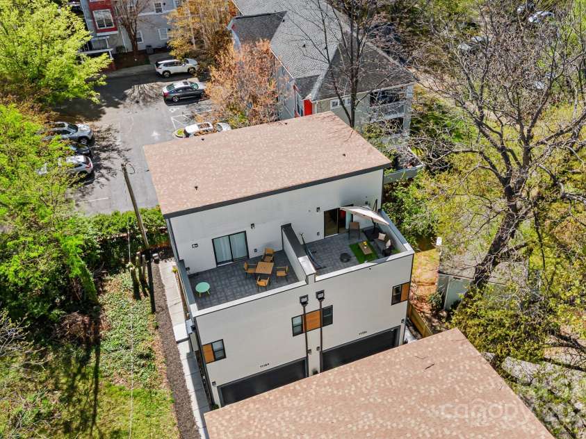 1115 Greenleaf Avenue, Charlotte, NC 28202.  MLS# CAR4248840, YatesRealty ID 15173. Aerial of City View Terrace Building