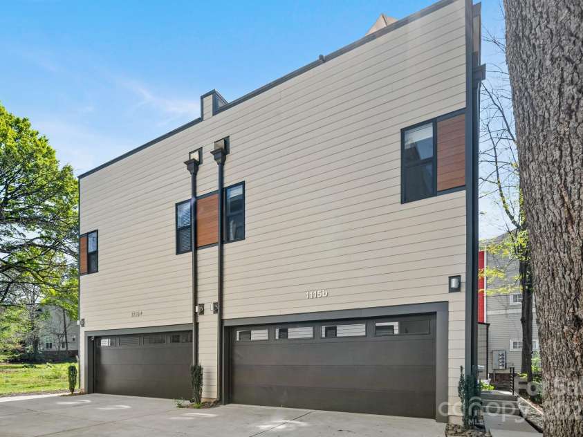 1115 Greenleaf Avenue, Charlotte, NC 28202.  MLS# CAR4248840, YatesRealty ID 15173. Front Elevation of City View Terrace Building