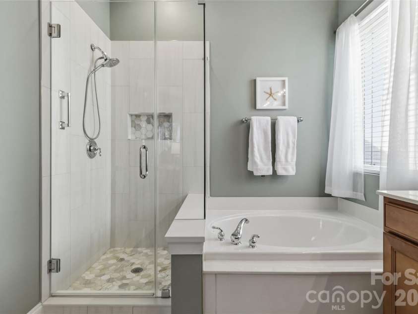 8213 Cottsbrooke Drive, Huntersville, NC 28078.  MLS# CAR4372828, YatesRealty ID 15173. 