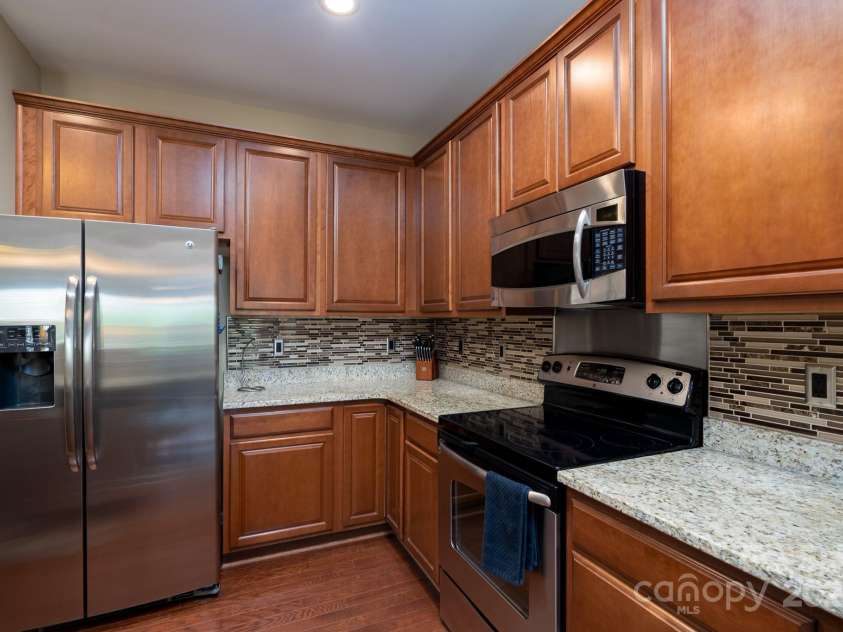 4321 Tucker Chase Drive, Midland, NC 28107.  MLS# CAR4254722, YatesRealty ID 15174. 