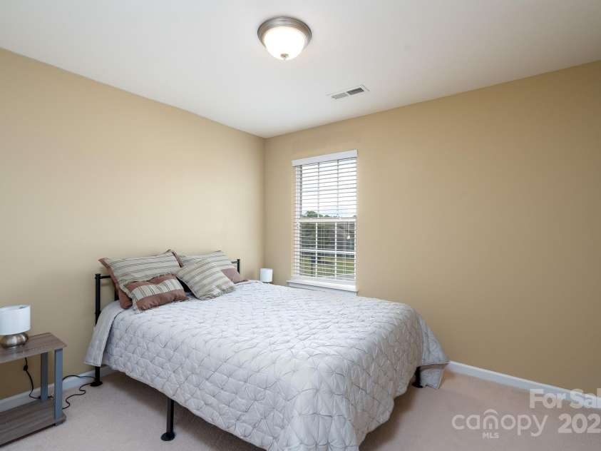 4321 Tucker Chase Drive, Midland, NC 28107.  MLS# CAR4254722, YatesRealty ID 15174. 