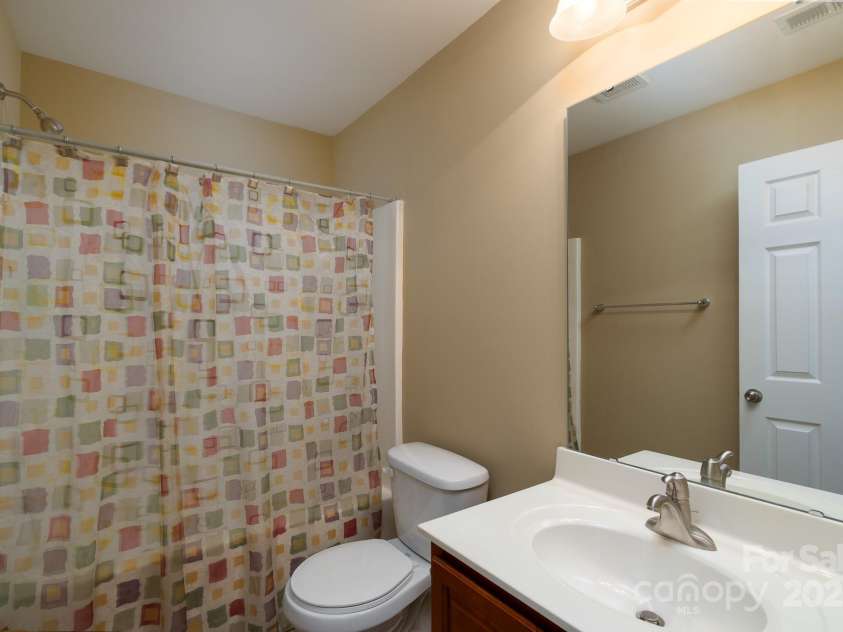 4321 Tucker Chase Drive, Midland, NC 28107.  MLS# CAR4254722, YatesRealty ID 15174. 