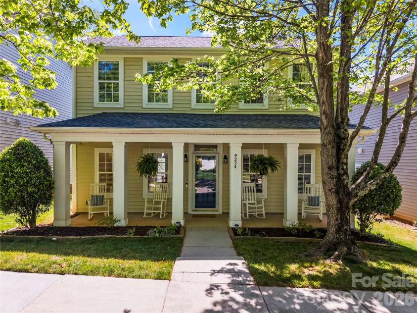 9224 Ducati Lane, Cornelius, NC 28031.  MLS# CAR4369208, YatesRealty ID 15174. 
