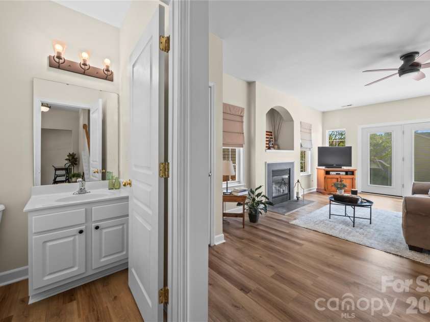 9224 Ducati Lane, Cornelius, NC 28031.  MLS# CAR4369208, YatesRealty ID 15174. 