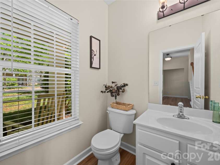9224 Ducati Lane, Cornelius, NC 28031.  MLS# CAR4369208, YatesRealty ID 15174. 