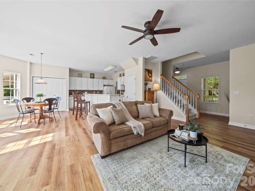 9224 Ducati Lane, Cornelius, NC 28031.  MLS# CAR4369208, YatesRealty ID 15174. 