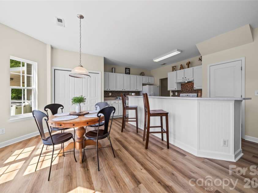 9224 Ducati Lane, Cornelius, NC 28031.  MLS# CAR4369208, YatesRealty ID 15174. 