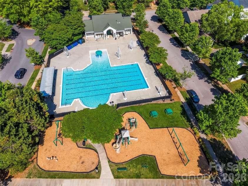 9224 Ducati Lane, Cornelius, NC 28031.  MLS# CAR4369208, YatesRealty ID 15174. Community amenities