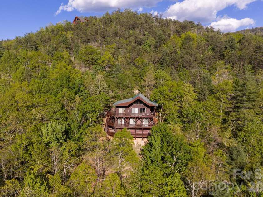 80 Valley View Drive, Marion, NC 28752.  MLS# CAR4365654, YatesRealty ID 15175. 