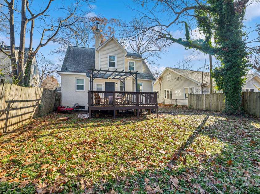 415 Willow Street, Gastonia, NC 28054.  MLS# CAR4204556, YatesRealty ID 15176. Large back yard