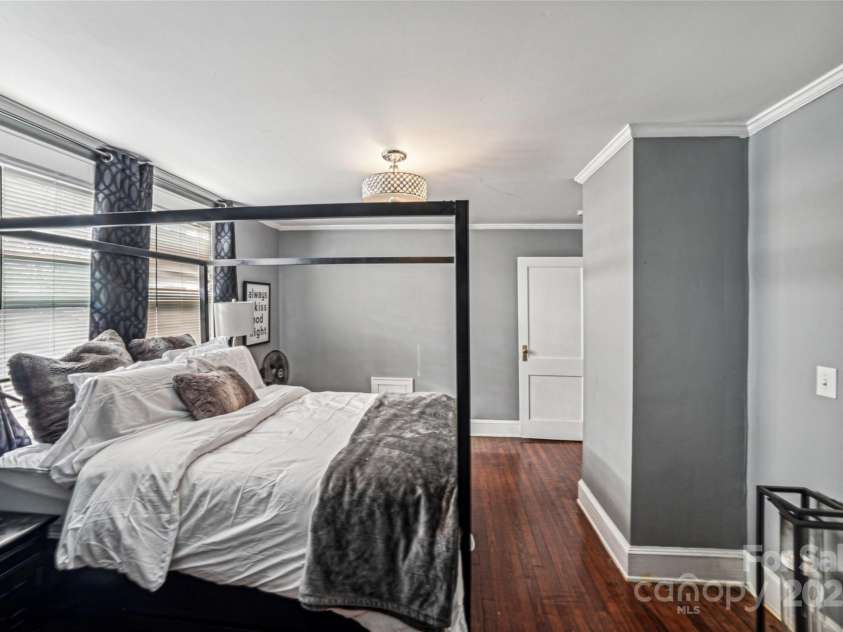 415 Willow Street, Gastonia, NC 28054.  MLS# CAR4204556, YatesRealty ID 15176. Primary Bedroom