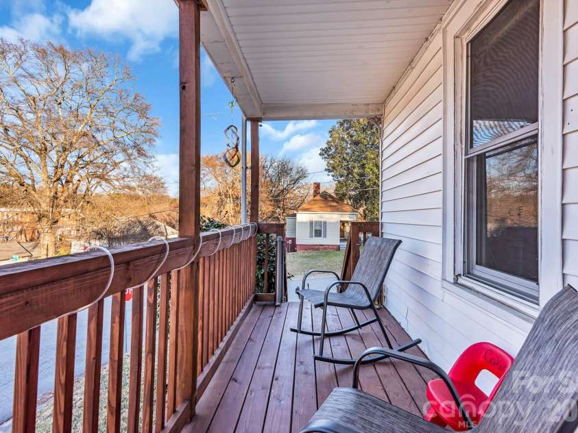 654 Main Street, Concord, NC 28027.  MLS# CAR4351030, YatesRealty ID 15176. 