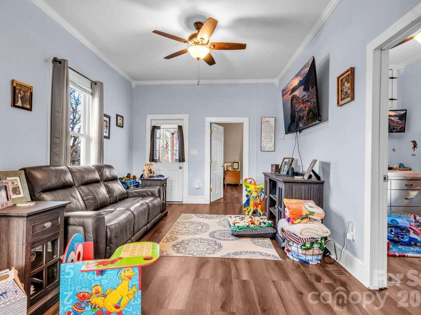 654 Main Street, Concord, NC 28027.  MLS# CAR4351030, YatesRealty ID 15176. 