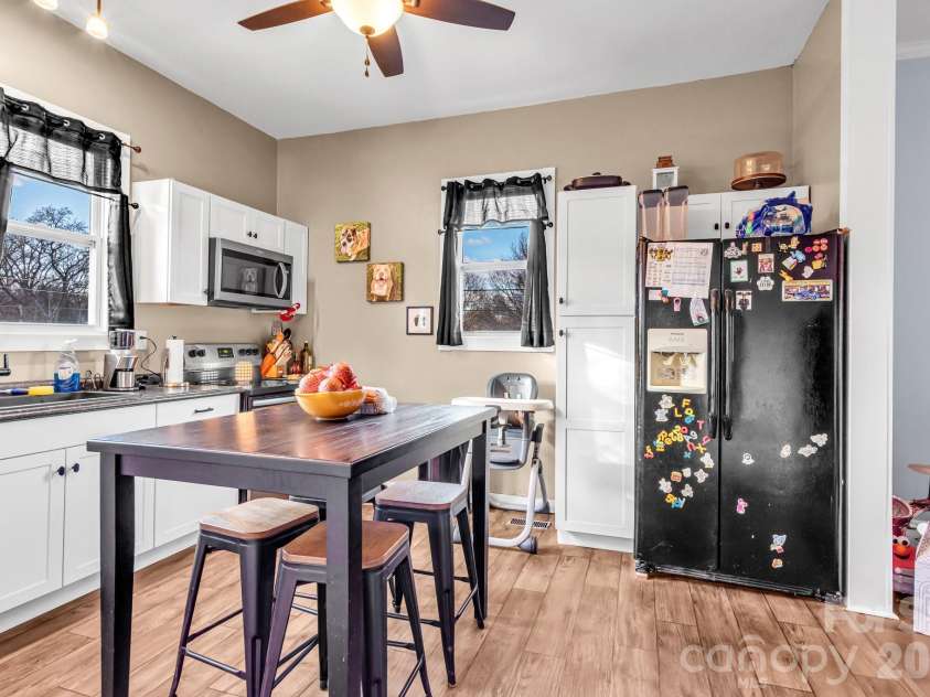 654 Main Street, Concord, NC 28027.  MLS# CAR4351030, YatesRealty ID 15176. 
