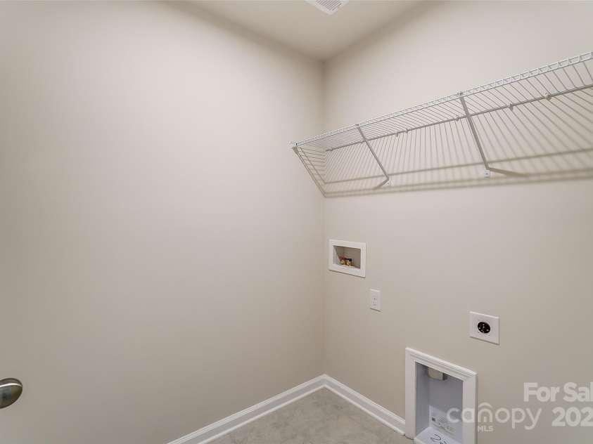 3852 Cheyney Park Drive, Charlotte, NC 28269.  MLS# CAR4257415, YatesRealty ID 15178. For representation purposes of floorplan only, actual homesite is under construction and design and structural options may vary