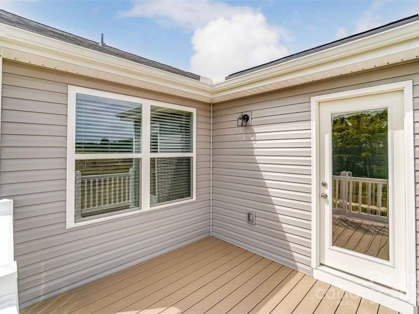 3852 Cheyney Park Drive, Charlotte, NC 28269.  MLS# CAR4257415, YatesRealty ID 15178. For representation purposes of floorplan only, actual homesite is under construction and design and structural options may vary