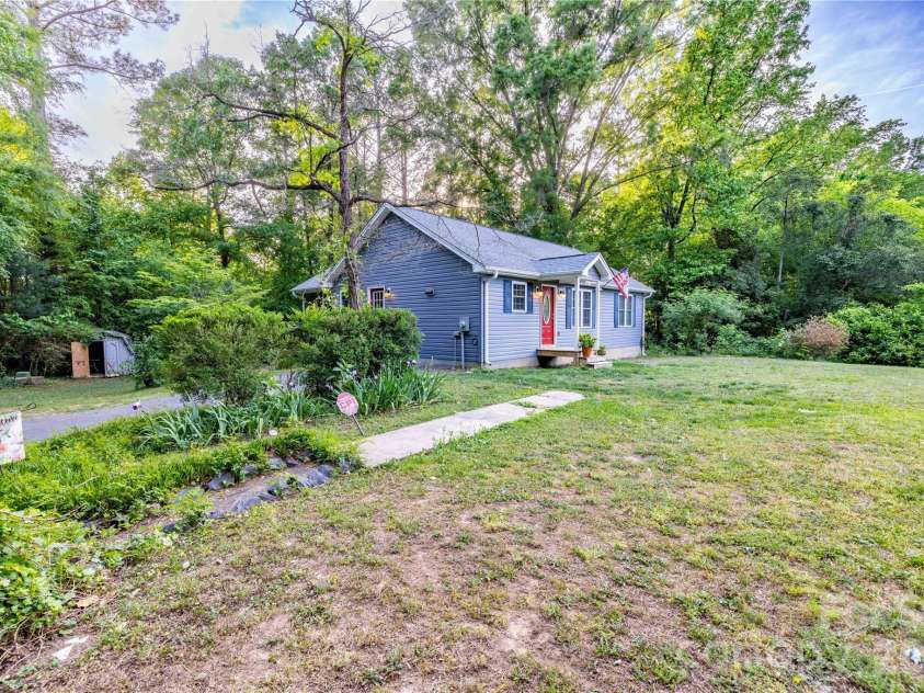 6617 Hwy 73 Highway, Mount Gilead, NC 27306.  MLS# CAR4374262, YatesRealty ID 15178. 