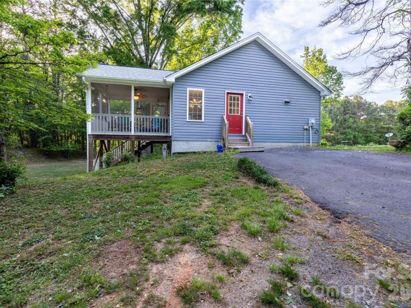 6617 Hwy 73 Highway, Mount Gilead, NC 27306.  MLS# CAR4374262, YatesRealty ID 15178. 