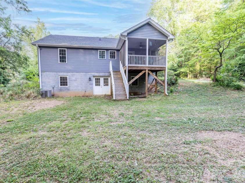 6617 Hwy 73 Highway, Mount Gilead, NC 27306.  MLS# CAR4374262, YatesRealty ID 15178. 