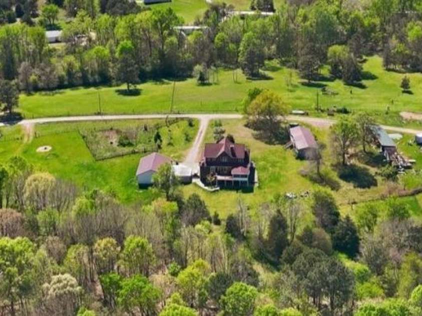 2976 / 2980 Propst Road, Clover, SC 29710.  MLS# CAR4361398, YatesRealty ID 15179. 