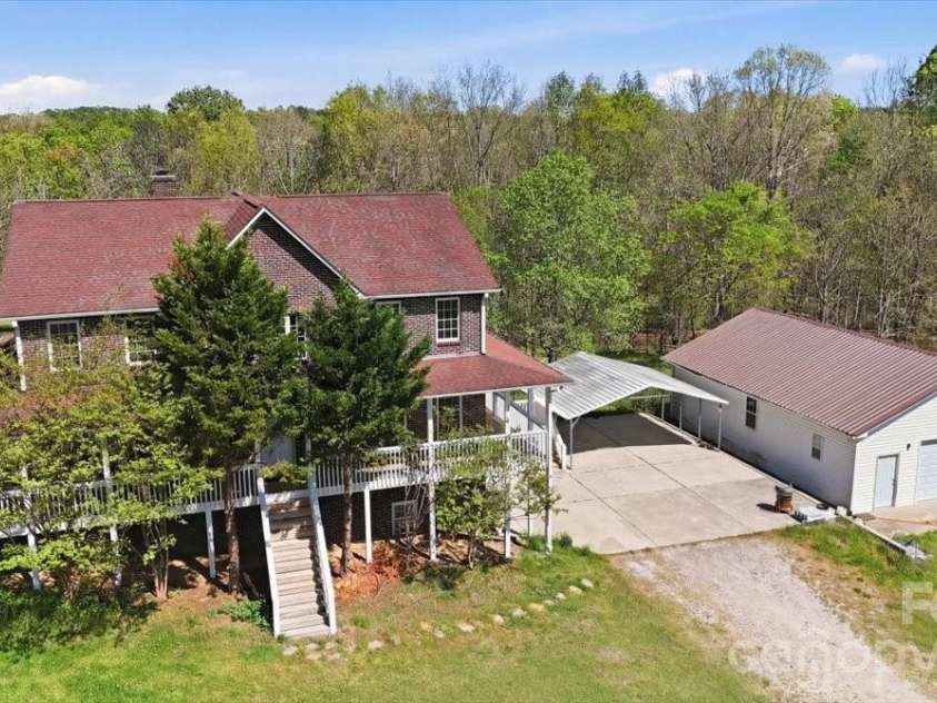 2976 / 2980 Propst Road, Clover, SC 29710.  MLS# CAR4361398, YatesRealty ID 15179. 
