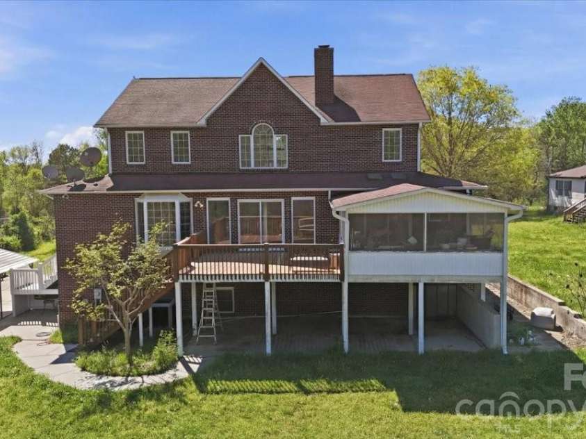 2976 / 2980 Propst Road, Clover, SC 29710.  MLS# CAR4361398, YatesRealty ID 15179. 