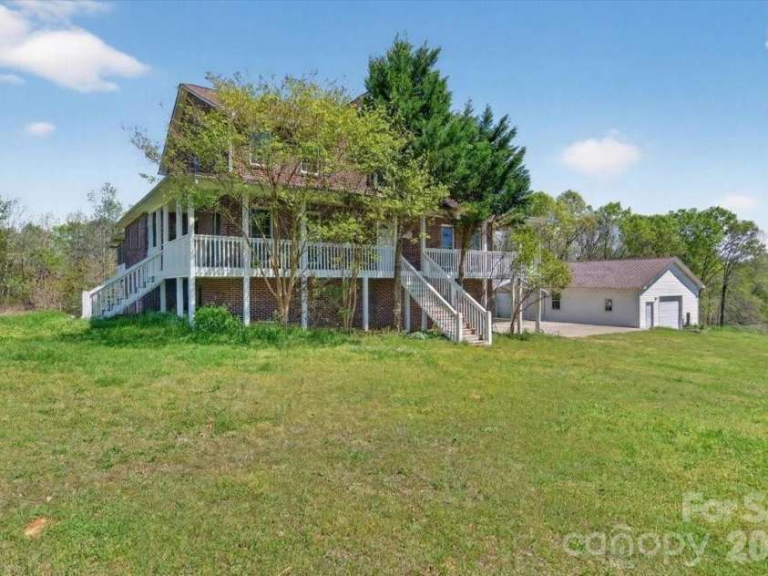 2976 / 2980 Propst Road, Clover, SC 29710.  MLS# CAR4361398, YatesRealty ID 15179. 