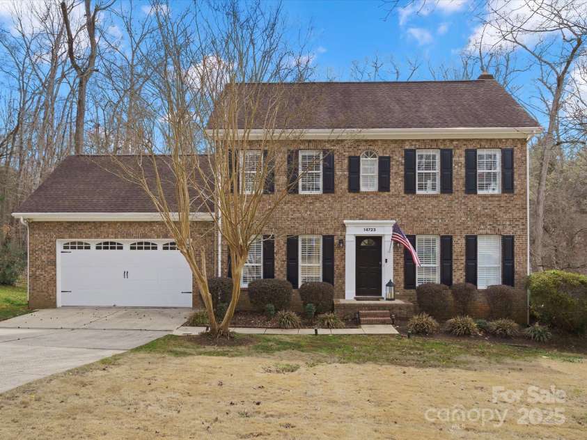 14723 Sapphire Lane, Pineville, NC 28134.  MLS# CAR4228552, YatesRealty ID 15180. 