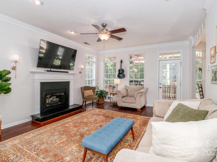 10419 Chelsea Bay Drive, Charlotte, NC 28278.  MLS# CAR4261009, YatesRealty ID 15181. 