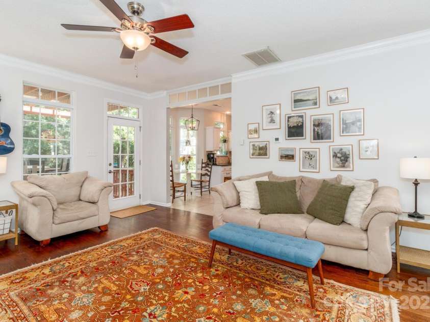 10419 Chelsea Bay Drive, Charlotte, NC 28278.  MLS# CAR4261009, YatesRealty ID 15181. 