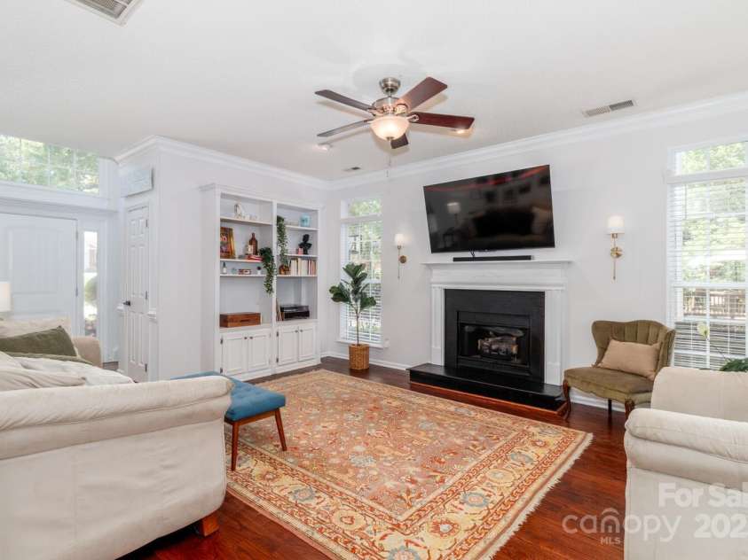 10419 Chelsea Bay Drive, Charlotte, NC 28278.  MLS# CAR4261009, YatesRealty ID 15181. 