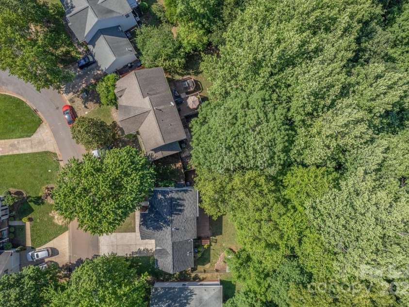 10419 Chelsea Bay Drive, Charlotte, NC 28278.  MLS# CAR4261009, YatesRealty ID 15181. 