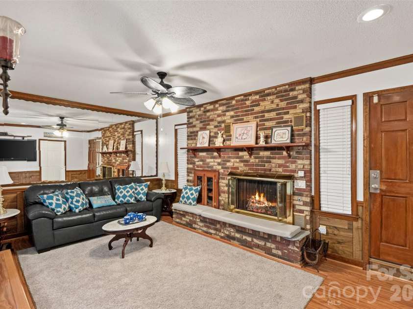 202 Reese Street, Gastonia, NC 28056.  MLS# CAR4367633, YatesRealty ID 15181. 