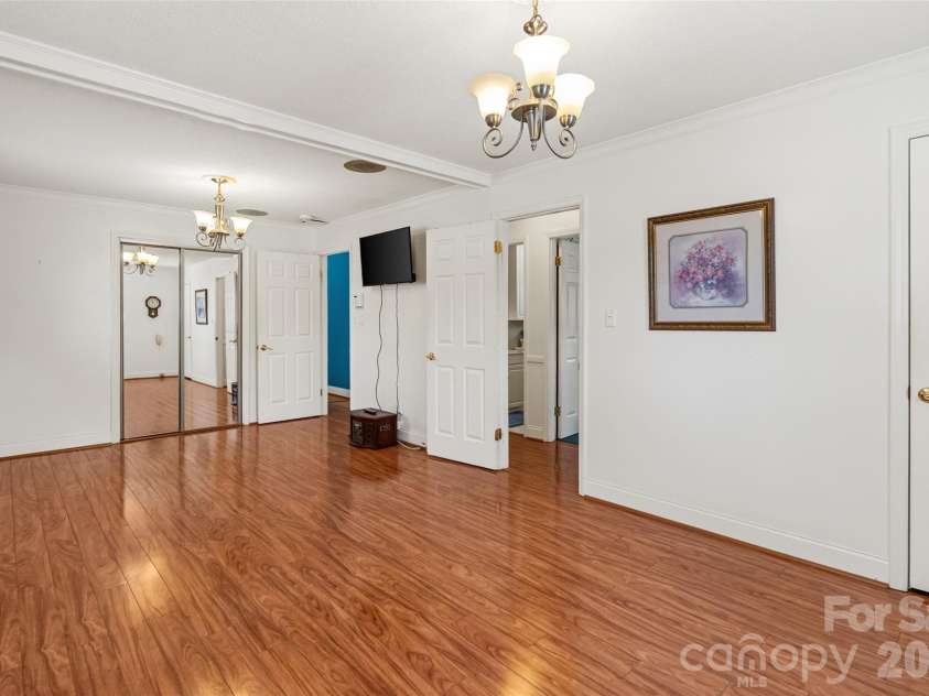202 Reese Street, Gastonia, NC 28056.  MLS# CAR4367633, YatesRealty ID 15181. 