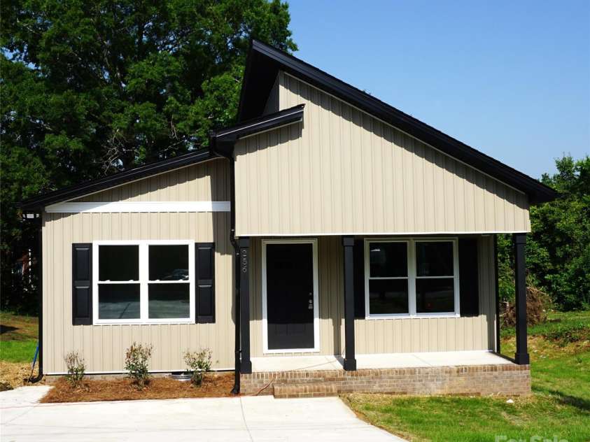 256 Lincoln Street, Concord, NC 28025.  MLS# CAR4259482, YatesRealty ID 15182. 