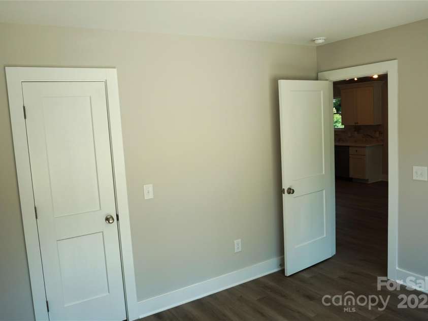 256 Lincoln Street, Concord, NC 28025.  MLS# CAR4259482, YatesRealty ID 15182. 