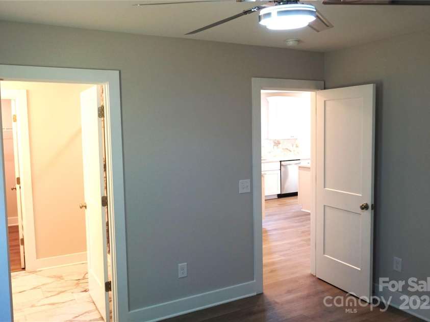 256 Lincoln Street, Concord, NC 28025.  MLS# CAR4259482, YatesRealty ID 15182. 