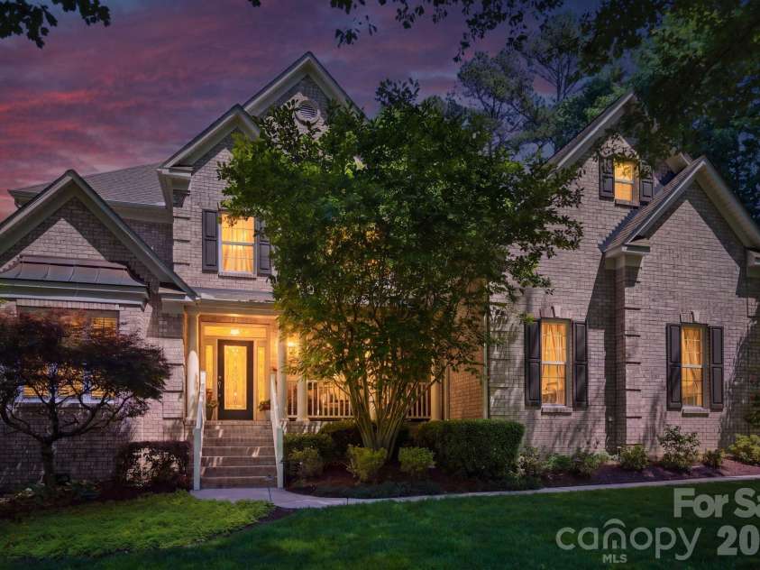 4325 Rustling Woods Drive, Denver, NC 28037.  MLS# CAR4372506, YatesRealty ID 15185. 