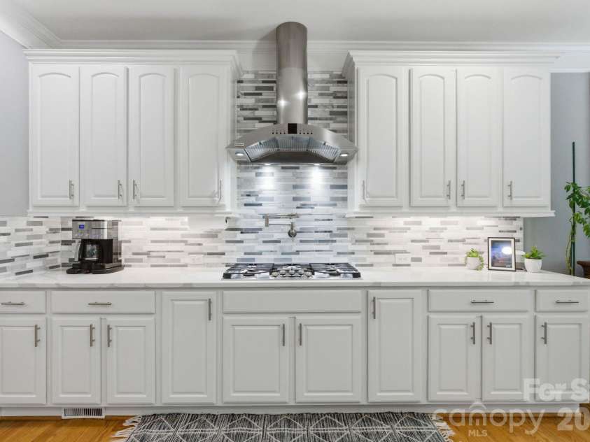 4325 Rustling Woods Drive, Denver, NC 28037.  MLS# CAR4372506, YatesRealty ID 15185. 