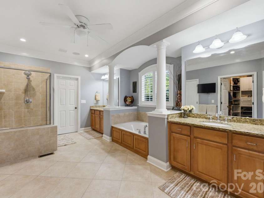 4325 Rustling Woods Drive, Denver, NC 28037.  MLS# CAR4372506, YatesRealty ID 15185. 
