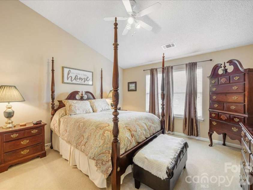 3907 Laurel View Circle, Indian Trail, NC 28079.  MLS# CAR4371913, YatesRealty ID 15186. Primary bedroom