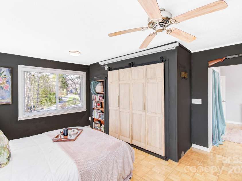 6 Candor Drive, Fletcher, NC 28732.  MLS# CAR4211617, YatesRealty ID 15186. 