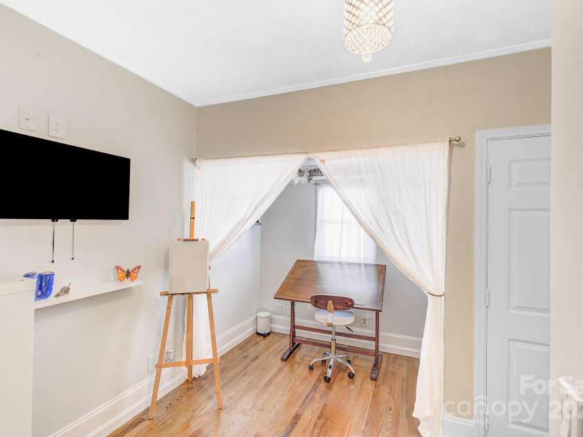 6 Candor Drive, Fletcher, NC 28732.  MLS# CAR4211617, YatesRealty ID 15186. 