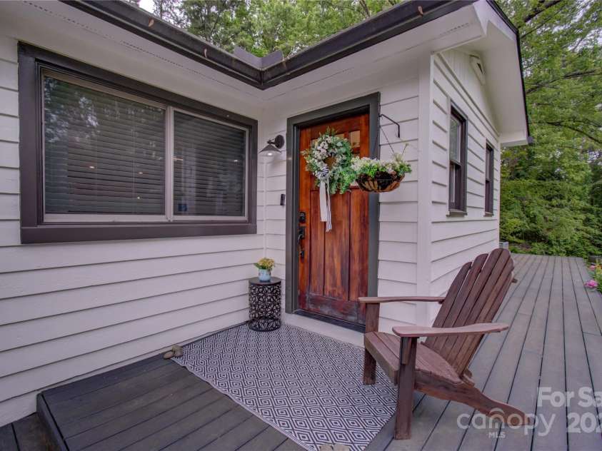 6 Candor Drive, Fletcher, NC 28732.  MLS# CAR4211617, YatesRealty ID 15186. 