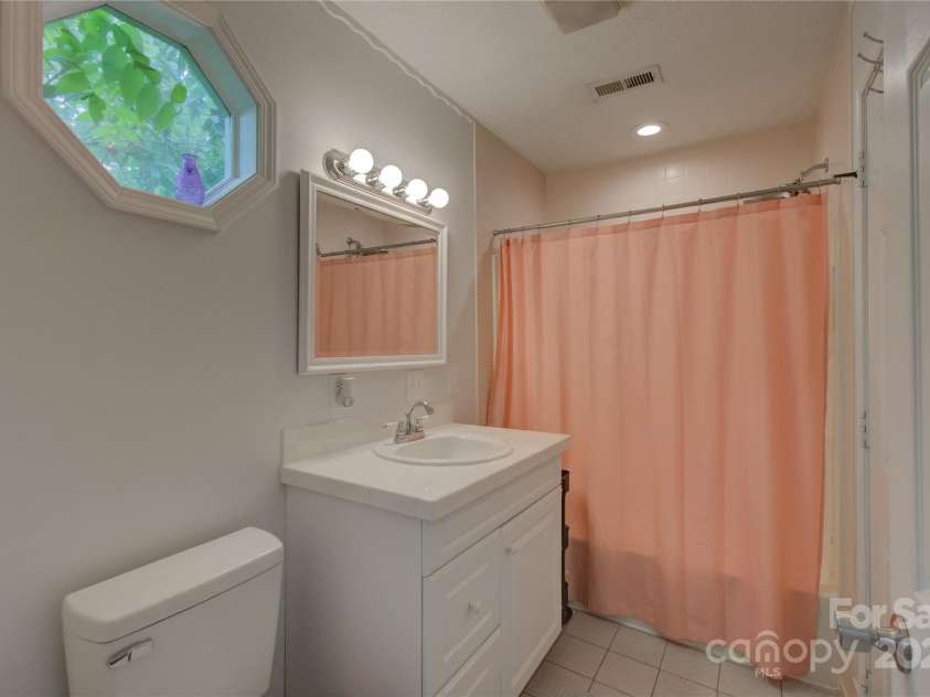 6 Candor Drive, Fletcher, NC 28732.  MLS# CAR4211617, YatesRealty ID 15186. 