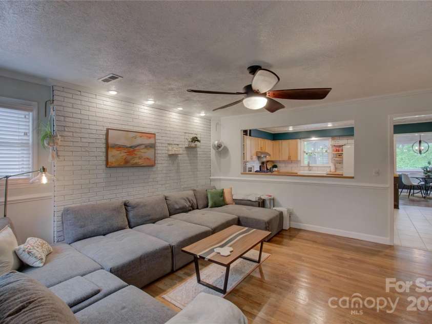 6 Candor Drive, Fletcher, NC 28732.  MLS# CAR4211617, YatesRealty ID 15186. 