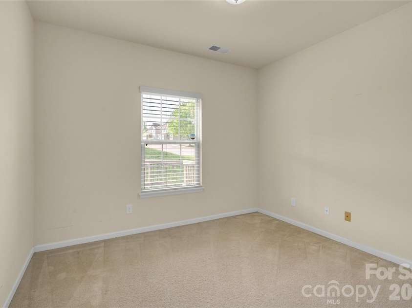 817 Wingthorn Rose Drive, Gastonia, NC 28056.  MLS# CAR4360415, YatesRealty ID 15188. 