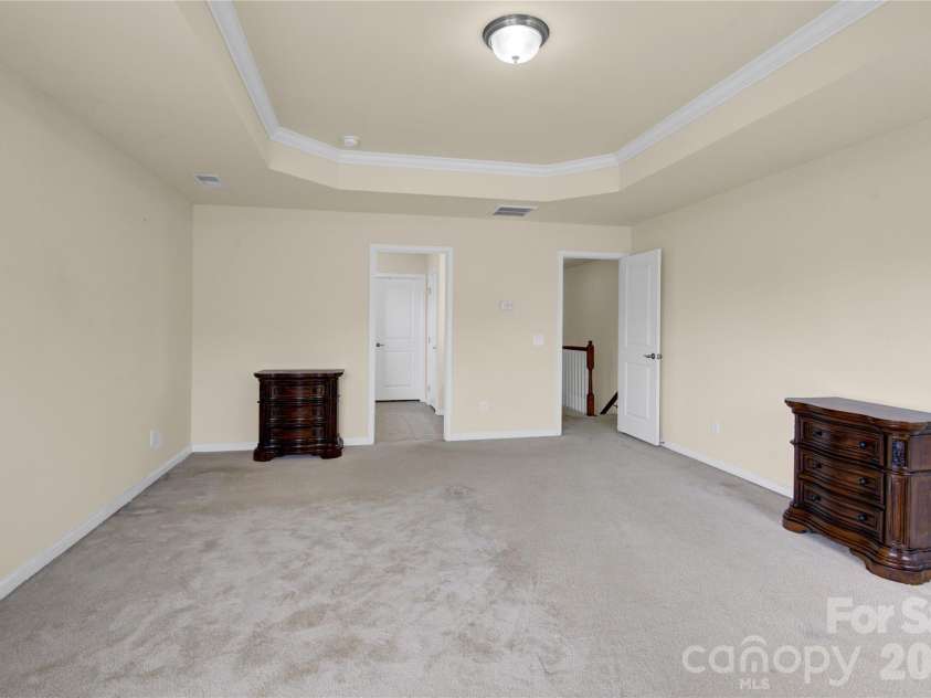 817 Wingthorn Rose Drive, Gastonia, NC 28056.  MLS# CAR4360415, YatesRealty ID 15188. 