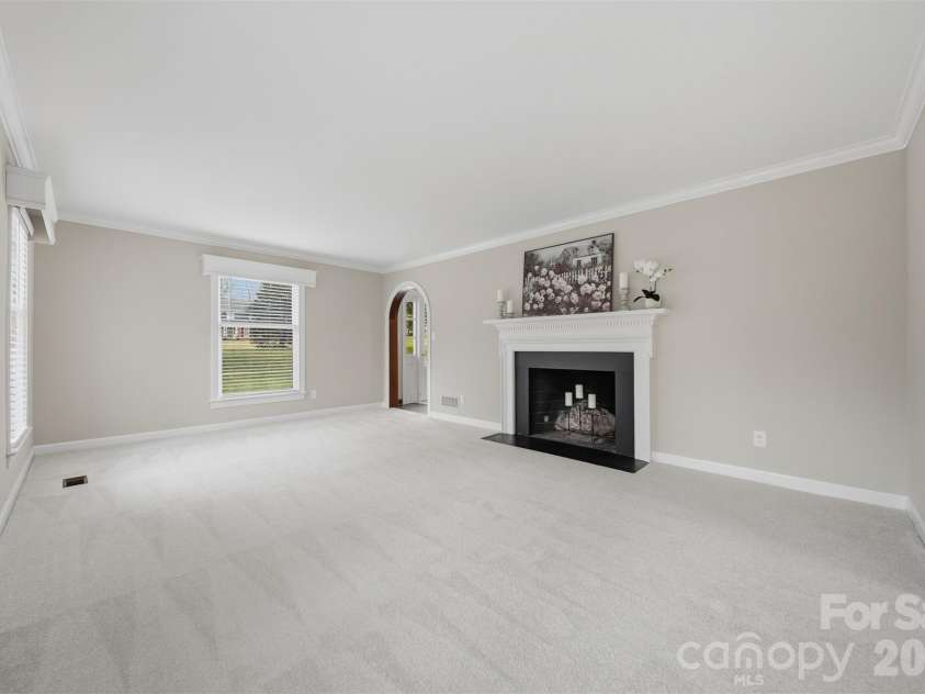 4041 4th Street Court, Hickory, NC 28601.  MLS# CAR4340977, YatesRealty ID 1519. Formal Living Room View 2